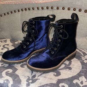 STEVE MADDEN velvet boots